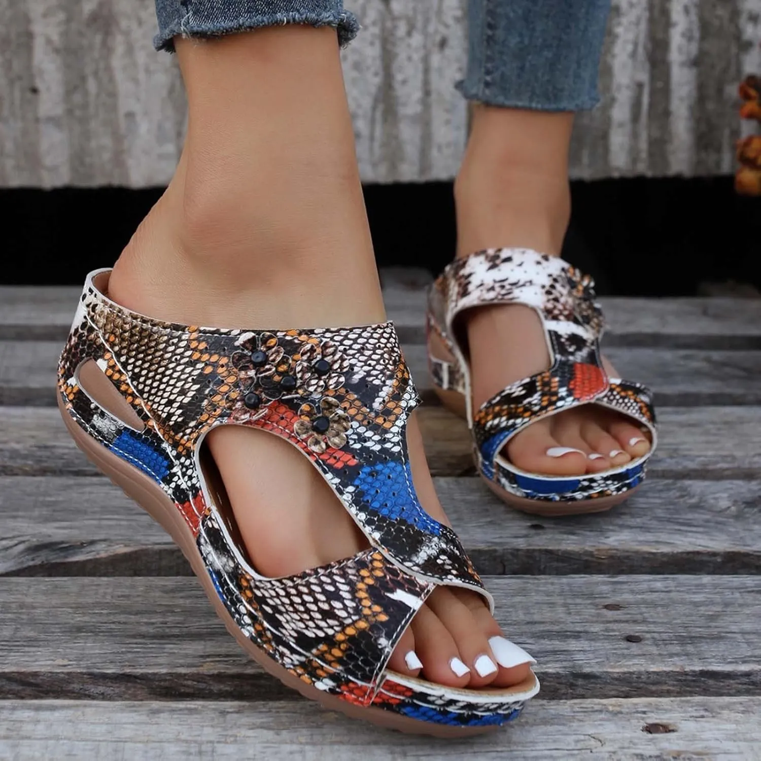 Eduavar Sandals for Women 2025 Slide Shoes Slip On Dressy Summer Open Toe Slippers Walking with Arch Support Beach Sandals