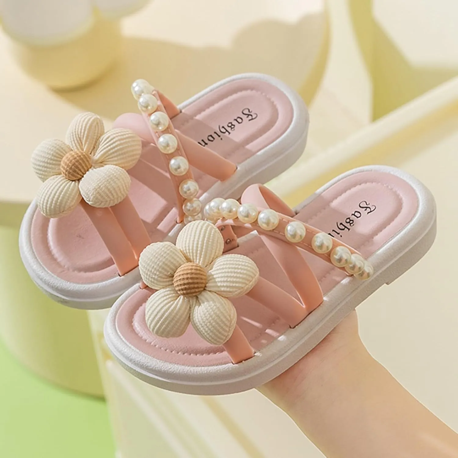 Girls Sandals Open Toe Children Shoes Comfortable Soft Soled Slippers Fashionable Flower Pearl Beach Sandals And Slippers