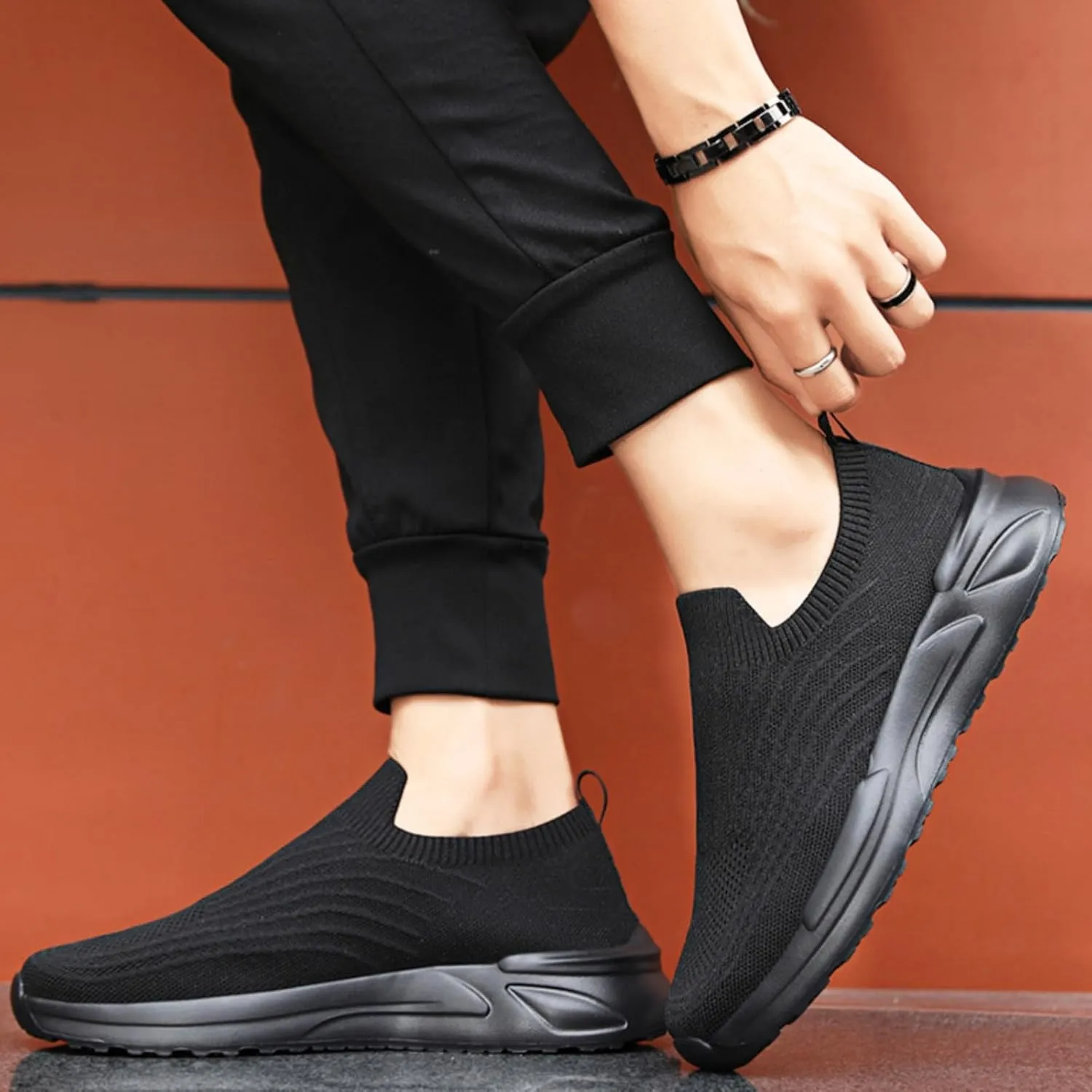 Men Solid Color Mesh Slip On Casual Shoes Comfortable Breathable Soft Sole Round Sneaker Laces for Men