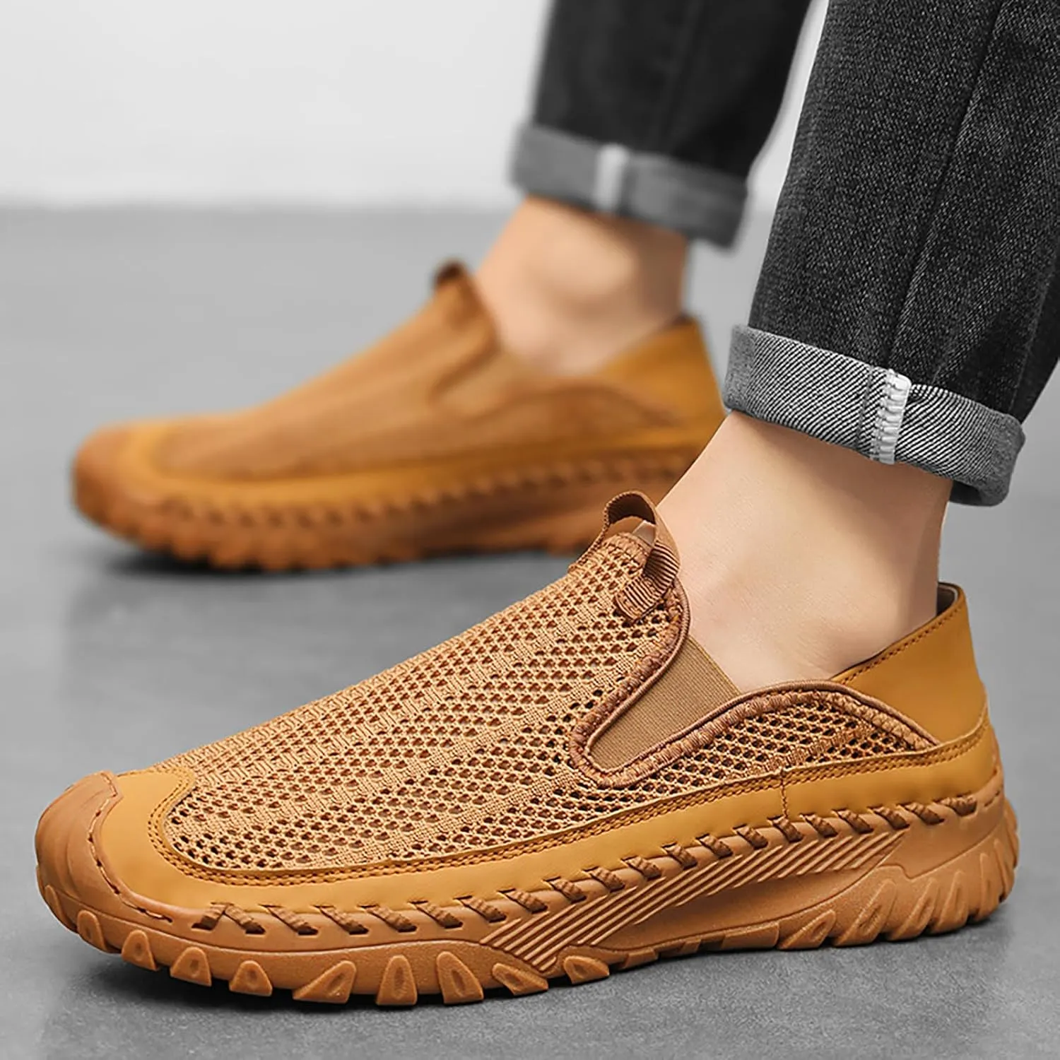 Men's Handmade Hollow Mesh Slip-On Loafers Comfortable Lightweight Breathable Closed Toe Walking Sandals Suitable for Outdoor Cross-Country Anti-Slip Hiking Sneakers