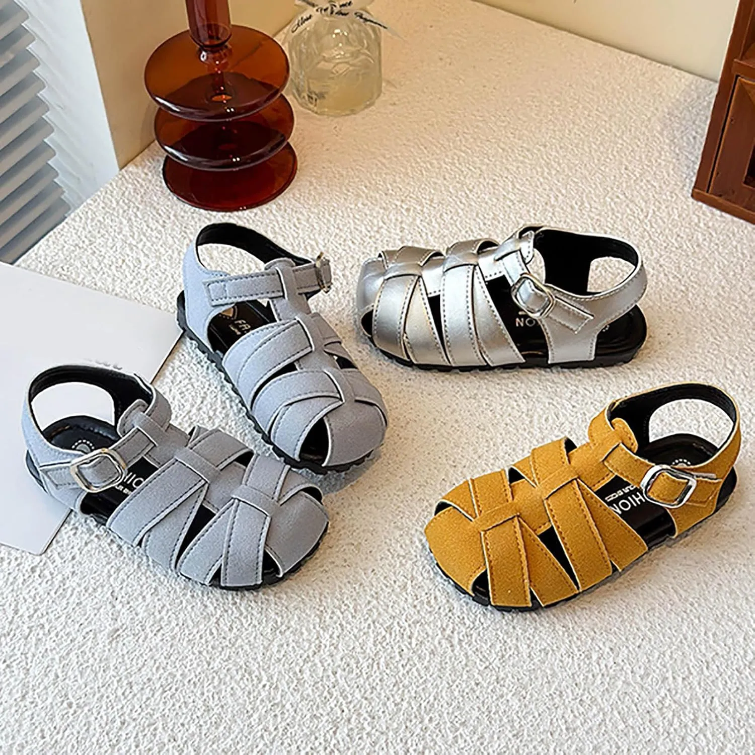Toddler Girls Sandals Girls Shoes Comfortable Soft Bottom Closed Toe Sandals Fashionable Beach Hollow Flower Girl Shoes