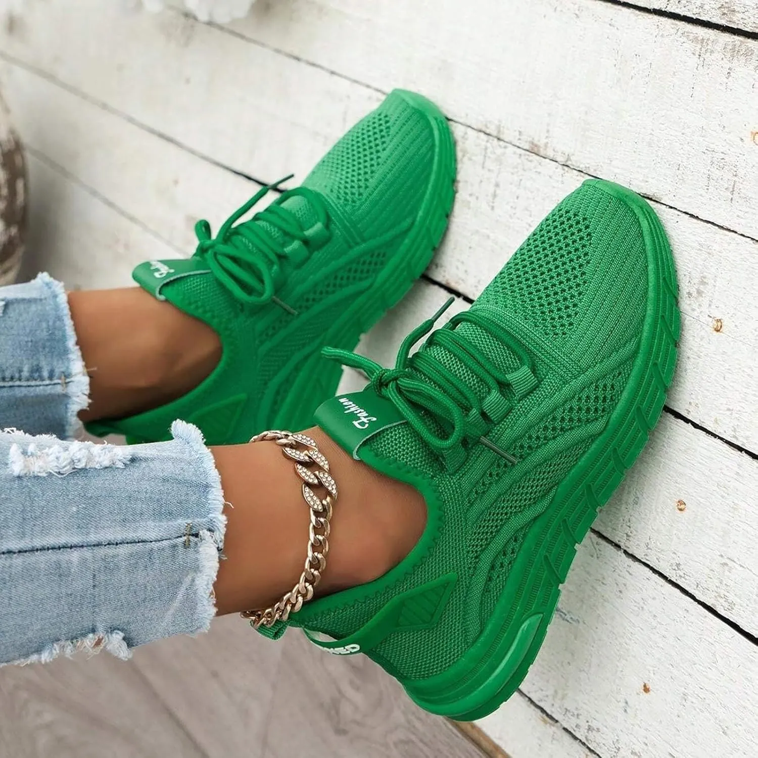 Womens Athletic Shoes Casual Lace Up Platform Sneakers for Women Comfortable Walking Shoes Women Fashion Tennis Shoes